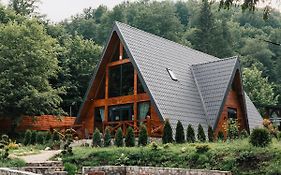 Campulung Chalet A Frame